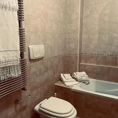 Shaki Bed & Breakfast 3*