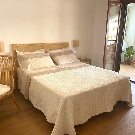 Shaki Bed and Breakfast Βιέστε